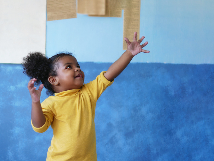 This Mom Wants to Know if She Was Wrong for Brushing Out Her Biracial Daughter's Curly Hair