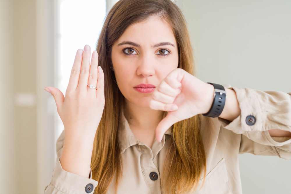 How Do I Tell My Fiancé I Absolutely Hate the Engagement Ring He Bought Me?