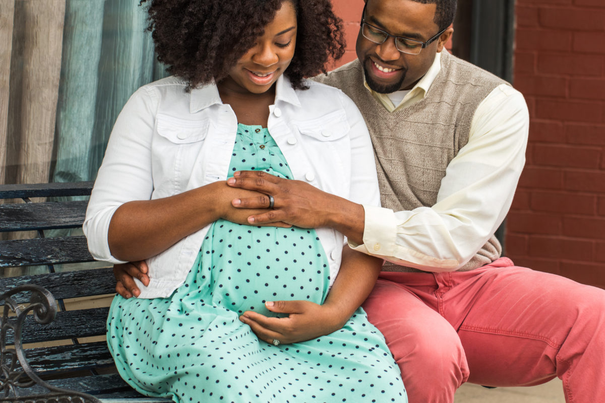 Climate Change and Pollution Are Being Tied to Pregnancy Risks Like Stillbirth, And Black Moms Are Most at Risk