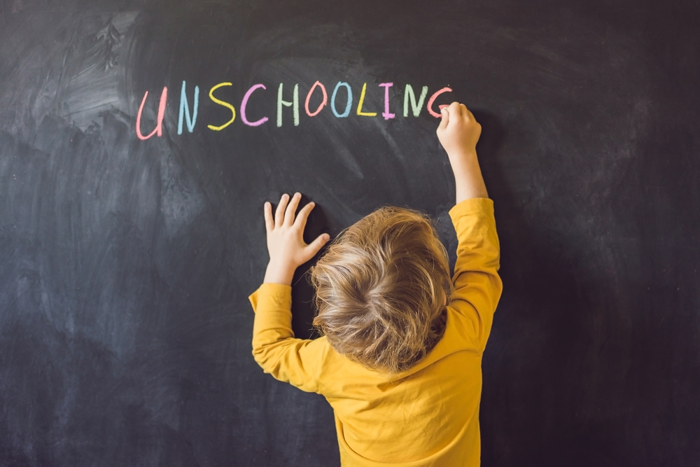 10 Brilliant Unschooling Ideas To Consider While We All Struggle with Formal Learning During the Pandemic