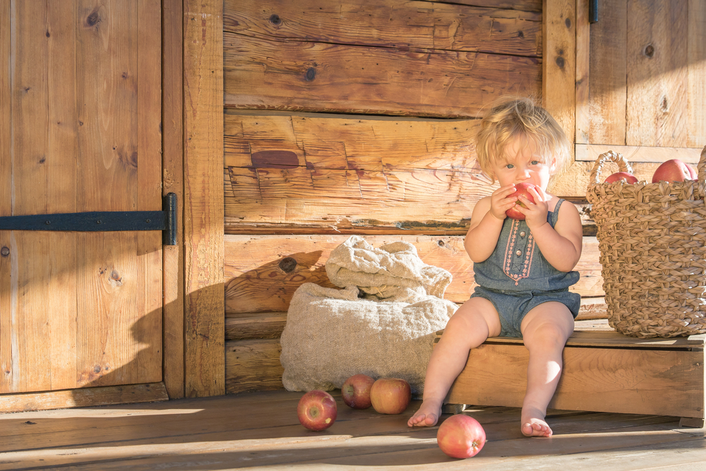 25 Baby Names for Boys Inspired by Brave Americans to Honor Veterans Day 