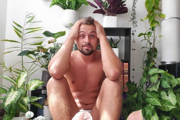 12 'Boys with Plants' Photos That'll Make You Thirstier Than the Thirstiest Houseplant