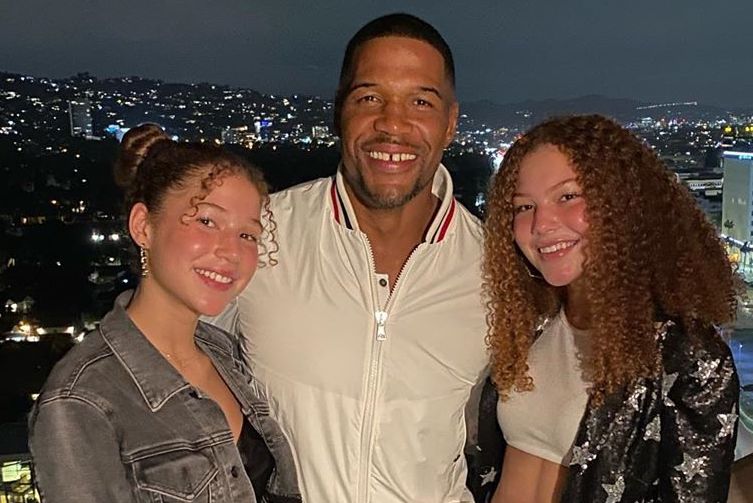 Michael Strahan Settles Claims That Ex-Wife Abused Twins | Michael Strahan has settled claims against his ex-wife that she abused their 16-year-old twin daughters. The former NFL star alleged that Jean Strahan engaged in a "pattern of abusive conduct" toward daughters Sophia and Isabella.