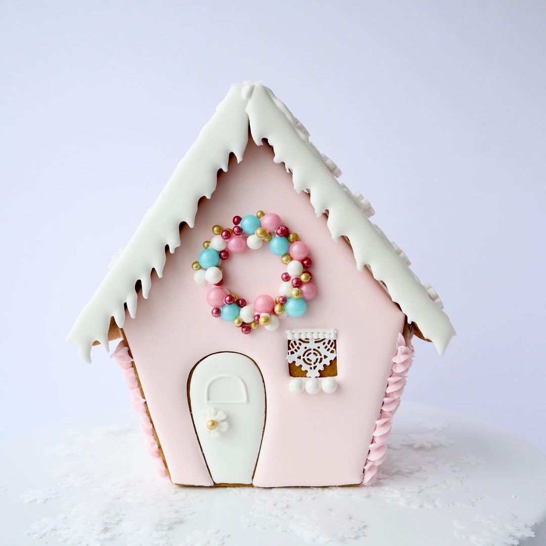 25 Magical Gingerbread Houses to Feast Your Eyes On