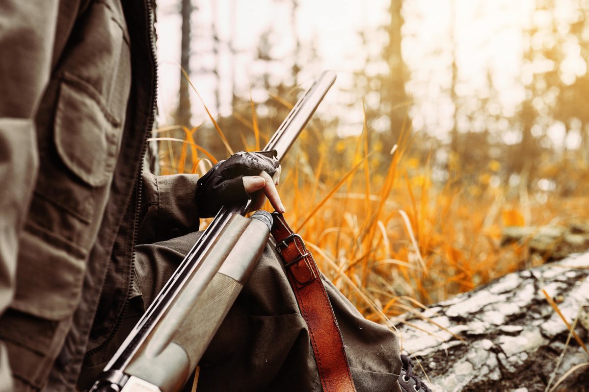 Dad Accidentally Shoots Son While Hunting, Dies