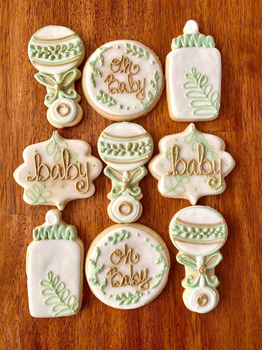 Baby On The Way? Here Are 10 Customizable Baby Shower Decorations