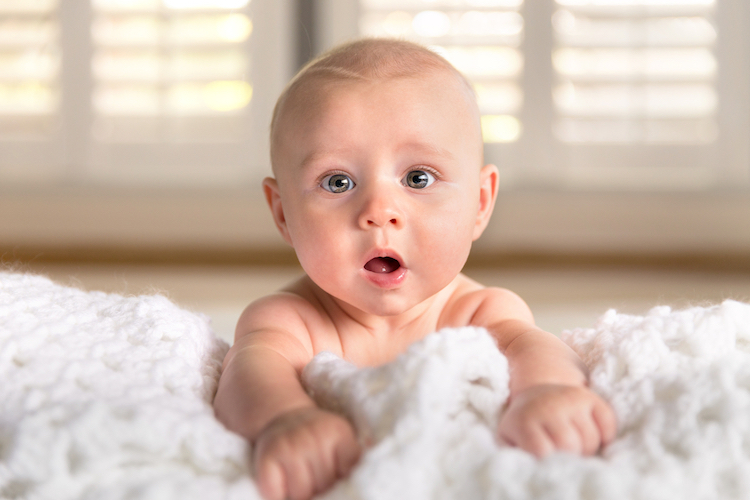 25 Backwards Baby Names for Boys With Hidden Meanings in Reverse 