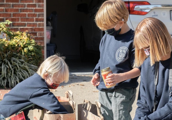 Virginia Family Starts Mini Food Pantries Donating Food