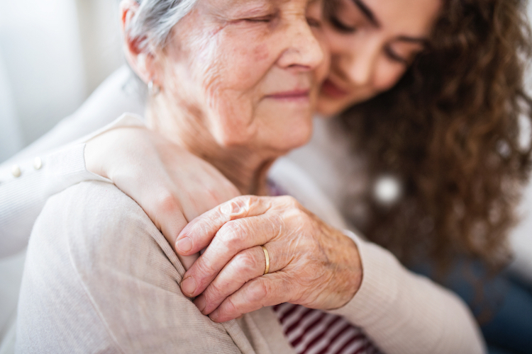 Grandma Gets Prescription from Doctor to Hug Her Vaccinated Granddaughter, See the Touching Video!