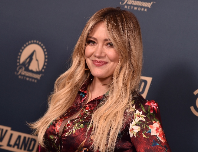 Pregnant Hilary Duff Discovers What Caused 'Stabbing Pain'