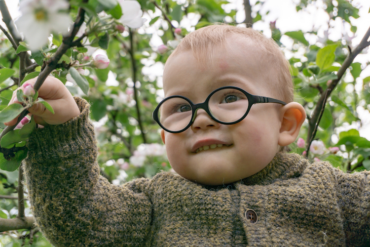 25 Popular, Uplifting Baby Boy Names New Parents Are Turning To Today