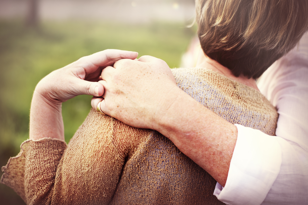 Grandma Gets Prescription from Doctor to Hug Her Vaccinated Granddaughter, See the Touching Video!