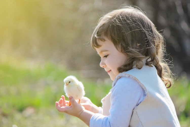 25 Perfect Spring Baby Names for Babies Born in April