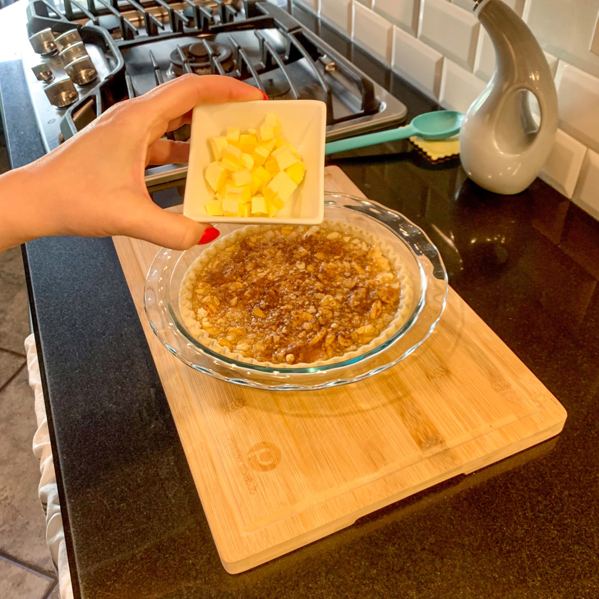 This Deceptive Apple Pie Recipe Contains No Apples