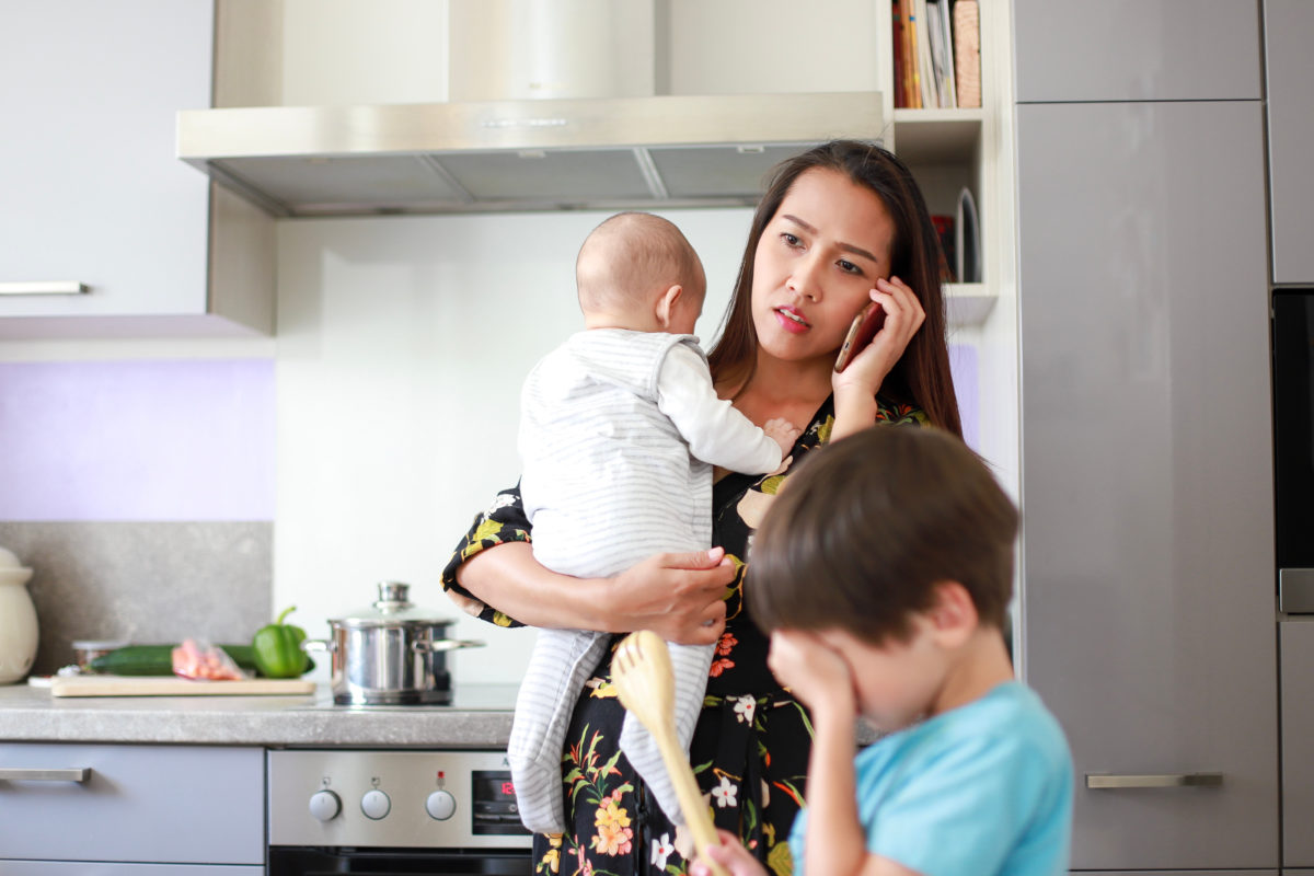 Is This Woman Selfish For Saying No To Cooking For Her Husband's Grieving Friend?