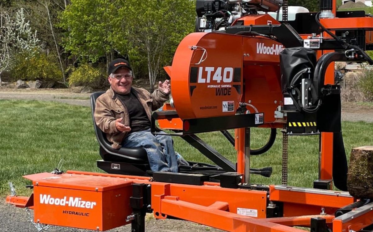 https://mamasuncut.mcclatchy.com/wp-content/uploads/2021/08/Matt-Roloff-Prepares-The-Roloff-Family-Farm-For-Ex-Wife-Amys-Wedding-1.jpg