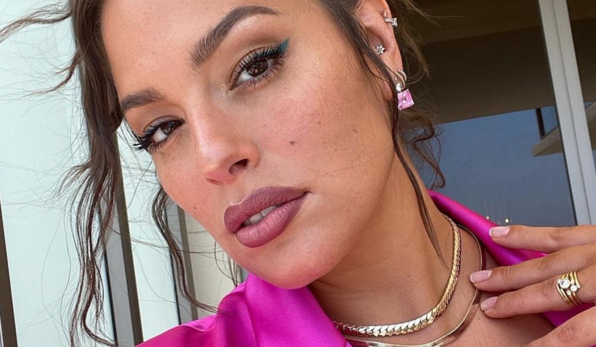 Soon-to-Be Mom of 2 Ashley Graham Talks Relinquishing Control During Pregnancy