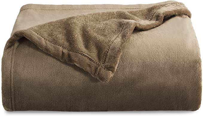 10 Great Deals on Cozy Gift Options