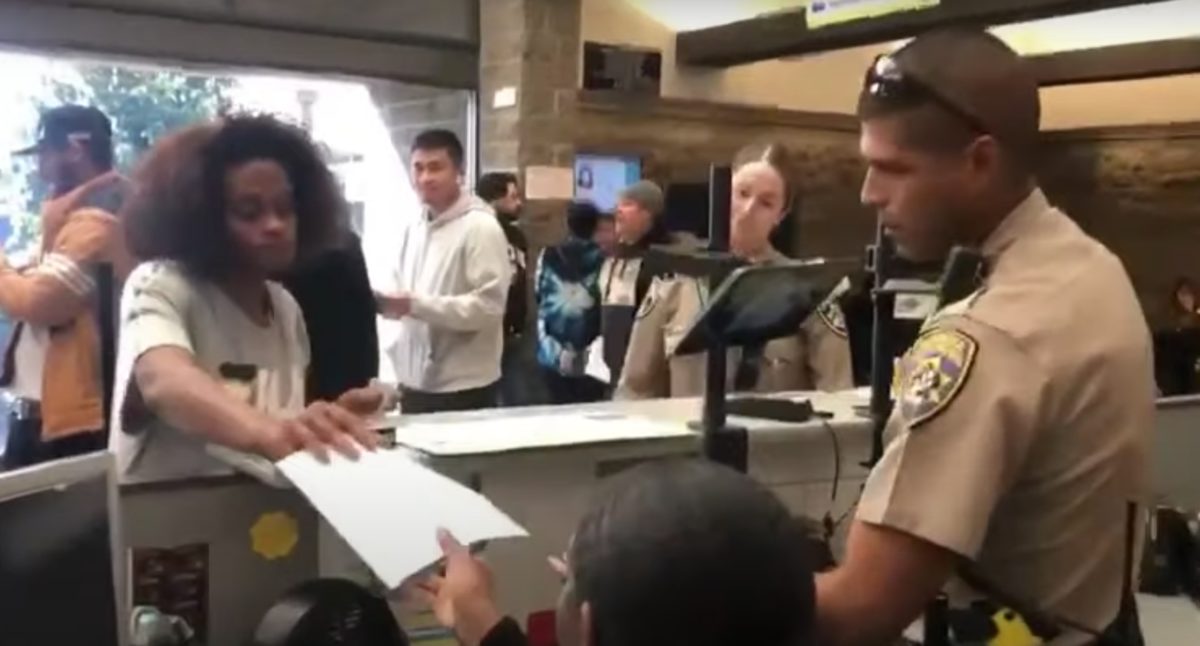 Quick Thinking Cop Uses ASL To Assist Distraught Woman At DMV