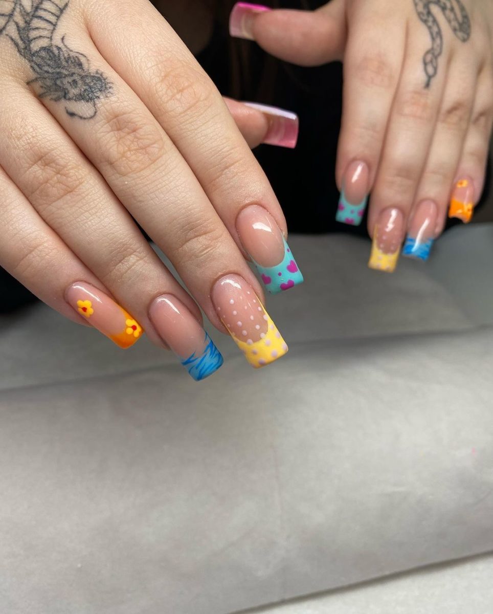 Bright Summer Nails