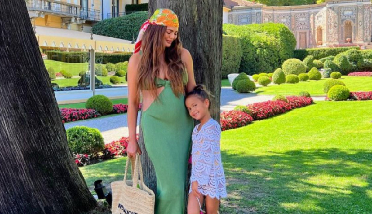 Chrissy Teigen Shows Off Burgeoning Baby Bump