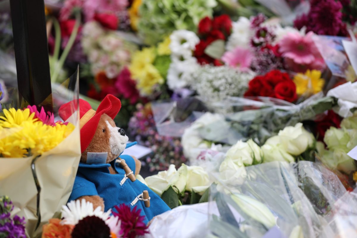 Buckingham Palace to Donate More Than 1,000 Paddington Teddy Bears to Barnado’s Children’s Charity in Honor of Queen Elizabeth II