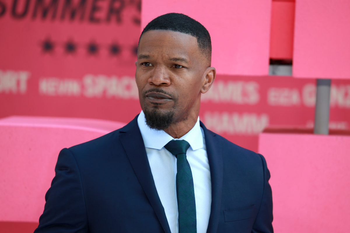 Jamie Foxx Shares First Photo of Himself Since Being Hospitalized in April: “BIG Things Coming Soon”