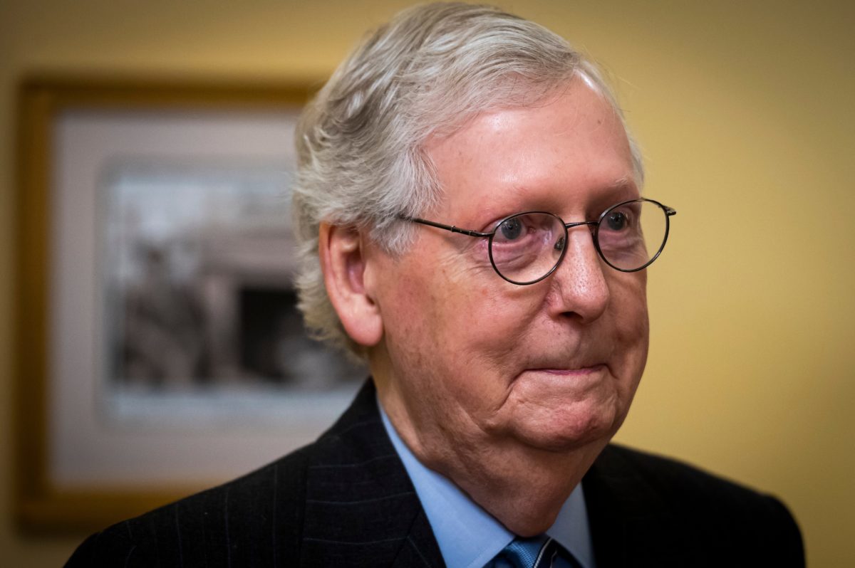 Mitch McConnell Freezes During News Conference; Returns Moments Later and Says He’s ‘Fine’ 